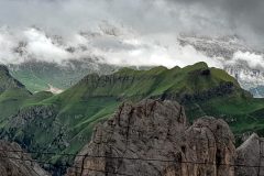 catena montagne rocciose